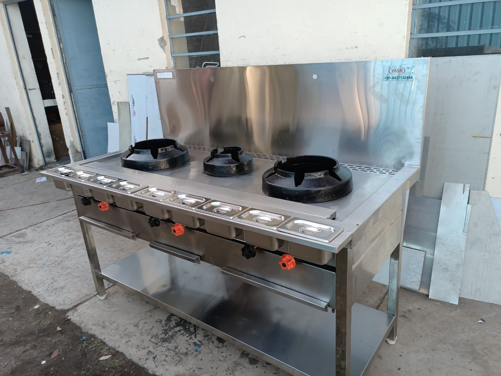 Chinese Cooking Range Three Burner