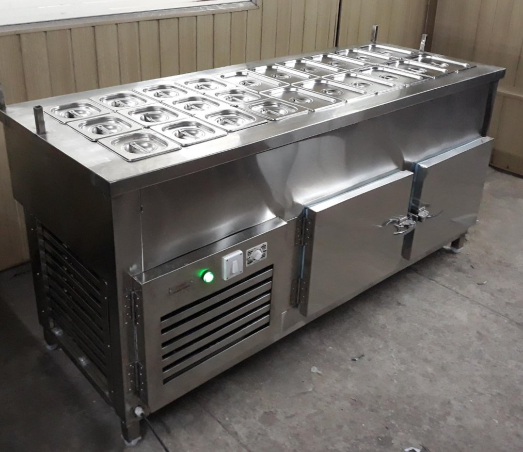 Makeline / Preparation Counter